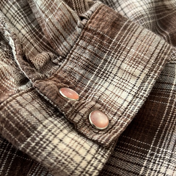 Shyanne button up western shirt plaid Pearl snap buttons / soft brown /cream - Picture 8 of 11